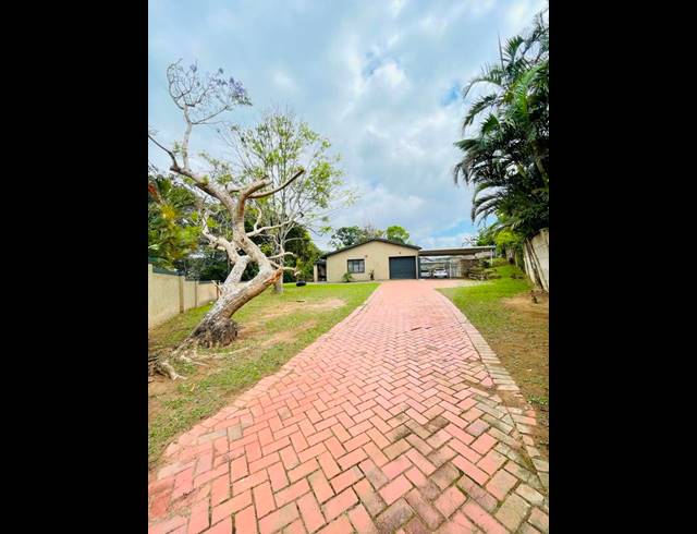 4 BEDROOM HOUSE FOR SALE IN YELLOWWOOD PARK